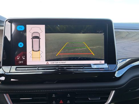 New 2026 Volkswagen Atlas SE image 25