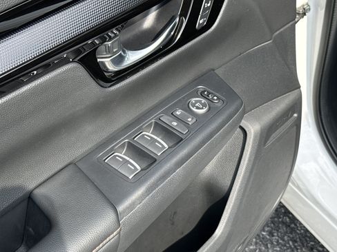 Certified 2025 Honda CR-V Sport Touring image 15