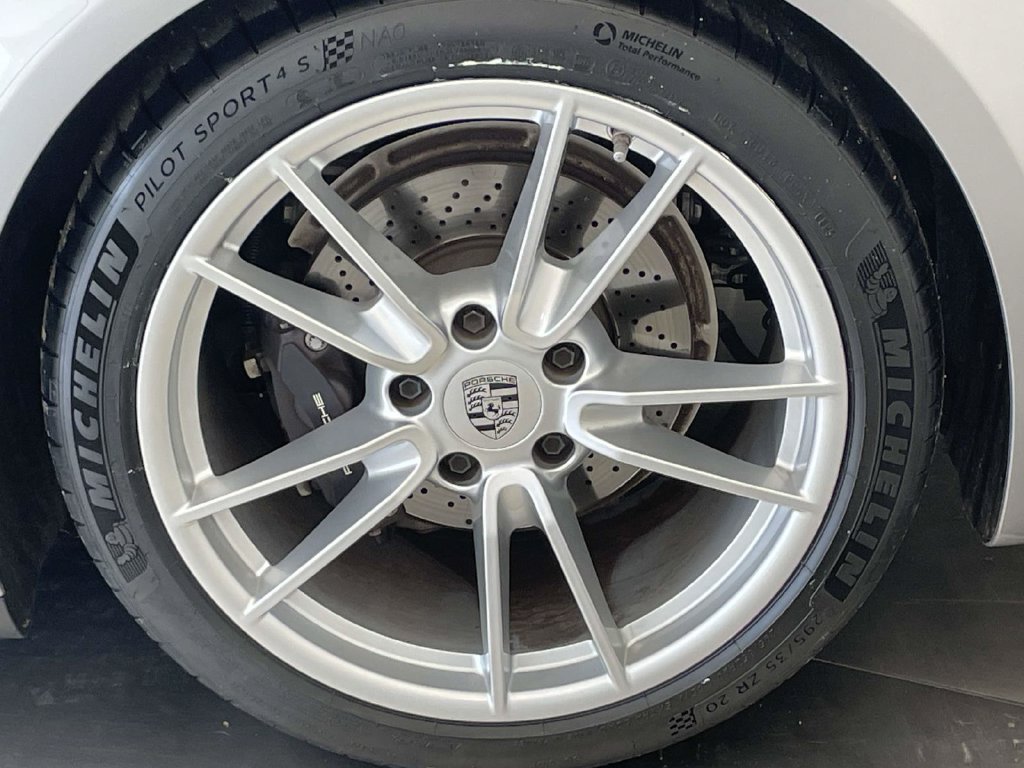 Certified 2024 Porsche 911 Carrera RWD image 12