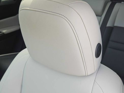 Certified 2025 Honda Prologue Touring image 15
