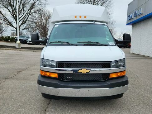 New 2025 Chevrolet Express 3500 w/ Power Convenience Package RWD image 8