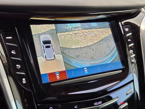 Used 2020 Cadillac Escalade Premium Luxury AWD/4WD image 19
