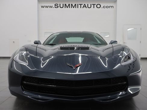 Used 2019 Chevrolet Corvette Stingray Coupe w/ Carbon Flash Badge Package RWD image 19