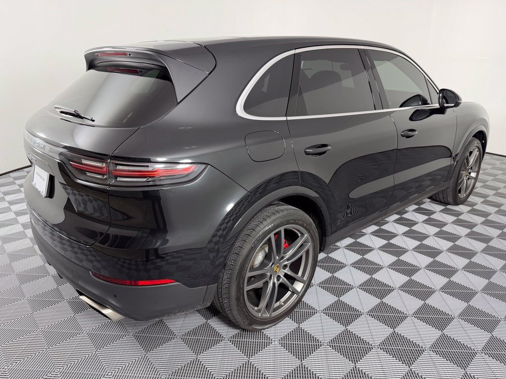 Certified 2023 Porsche Cayenne AWD/4WD image 11