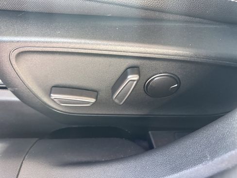 Certified 2022 Ford Escape SEL image 25