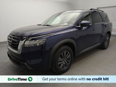 Used 2022 Nissan Pathfinder SV FWD image 1