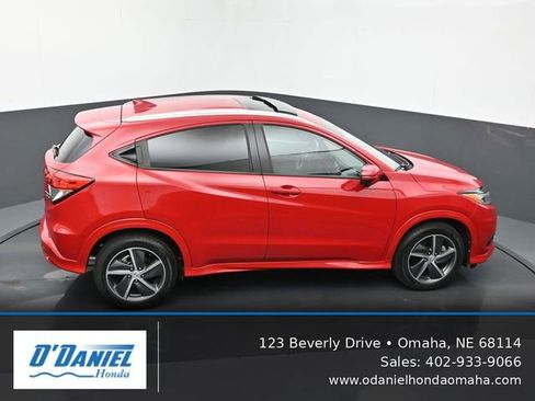 Used 2020 Honda HR-V Touring image 19