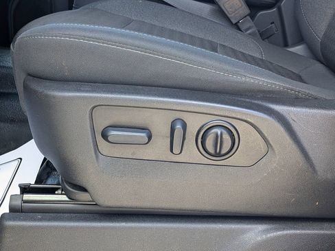 Used 2022 Chevrolet Silverado 1500 W/T w/ WT Fleet Convenience Package image 19