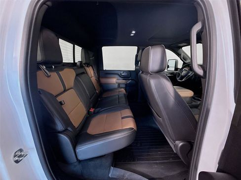 Used 2023 Chevrolet Silverado 2500 High Country AWD/4WD image 24