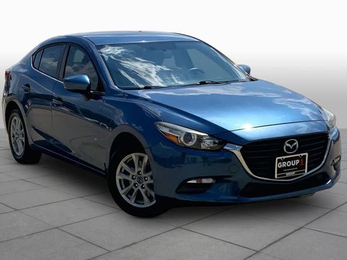 Used 2017 MAZDA MAZDA3 Sport w/ Preferred Equipment Package FWD image 2