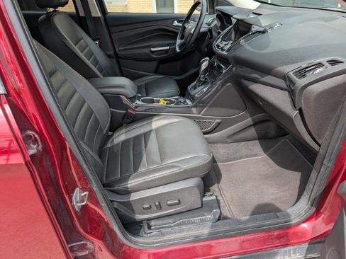 Used 2015 Ford Escape Titanium w/ Equipment Group 301A image 27