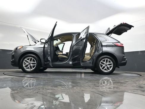 Used 2024 Ford Edge SEL image 39
