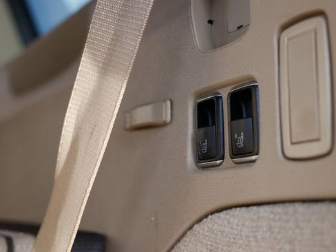 Used 2016 Mercedes-Benz GL 450 4MATIC image 47