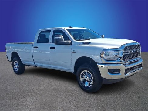 Used 2023 RAM 3500 Tradesman w/ Chrome Appearance Group image 3