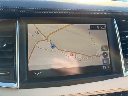 Used 2020 INFINITI QX50 Luxe w/ Navigation Package image 6