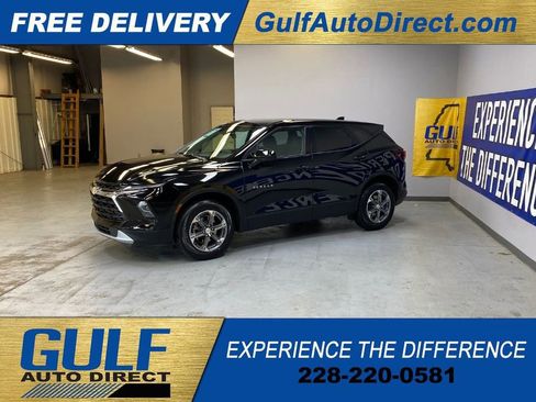 Used 2025 Chevrolet Blazer LT FWD image 5
