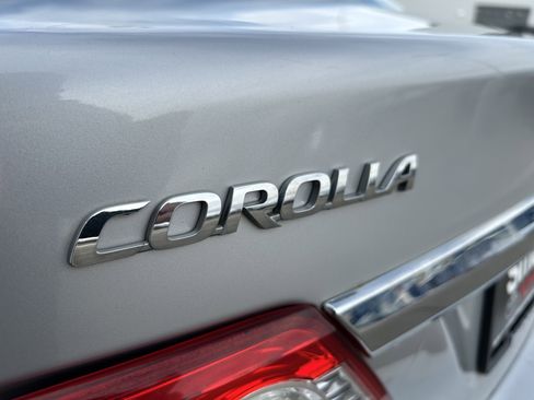 Used 2013 Toyota Corolla LE image 9