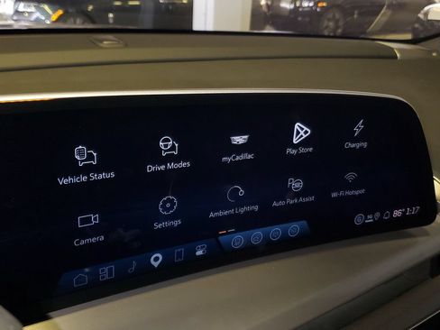 New 2027 Cadillac Vistiq Luxury AWD/4WD image 22
