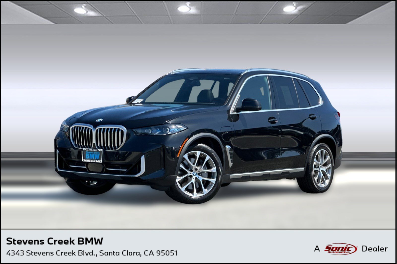 Used 2024 BMW X5 xDrive50e w/ Premium Package AWD/4WD image 1