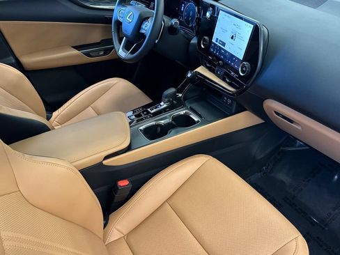 Used 2025 Lexus NX 350 AWD w/ Cold Area Package image 18