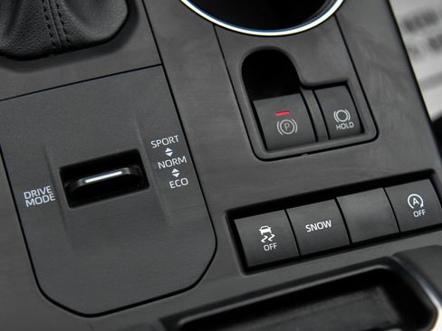 Used 2022 Toyota Highlander XSE image 25