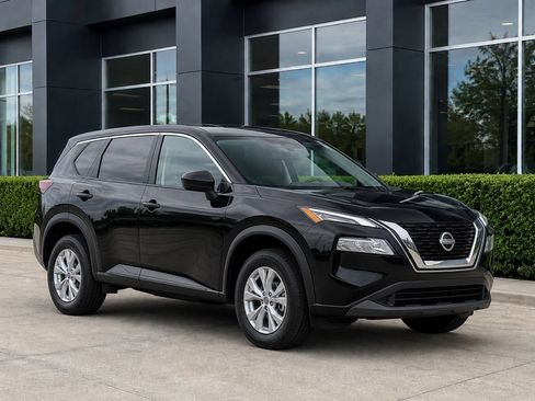 Used 2023 Nissan Rogue S FWD image 5