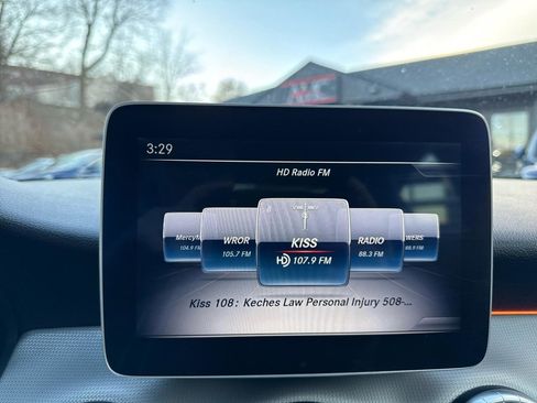 Used 2019 Mercedes-Benz CLA 250 4MATIC image 36