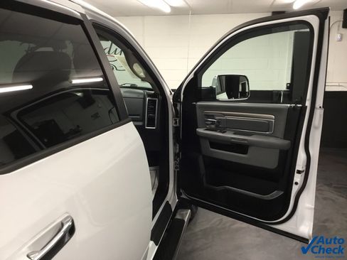 Used 2018 RAM 1500 Big Horn image 45