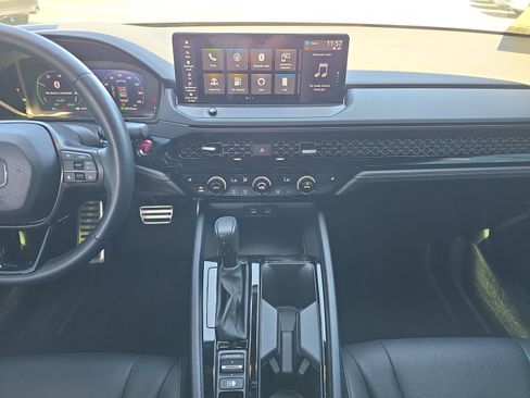 Used 2024 Honda Accord Sport image 11