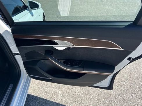 Used 2021 Audi A8 L 3.0T w/ Executive Plus Package image 26