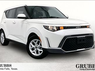 Used 2023 Kia Soul S FWD video 1