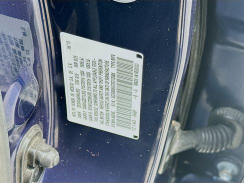 Used 2015 Honda CR-V LX image 35
