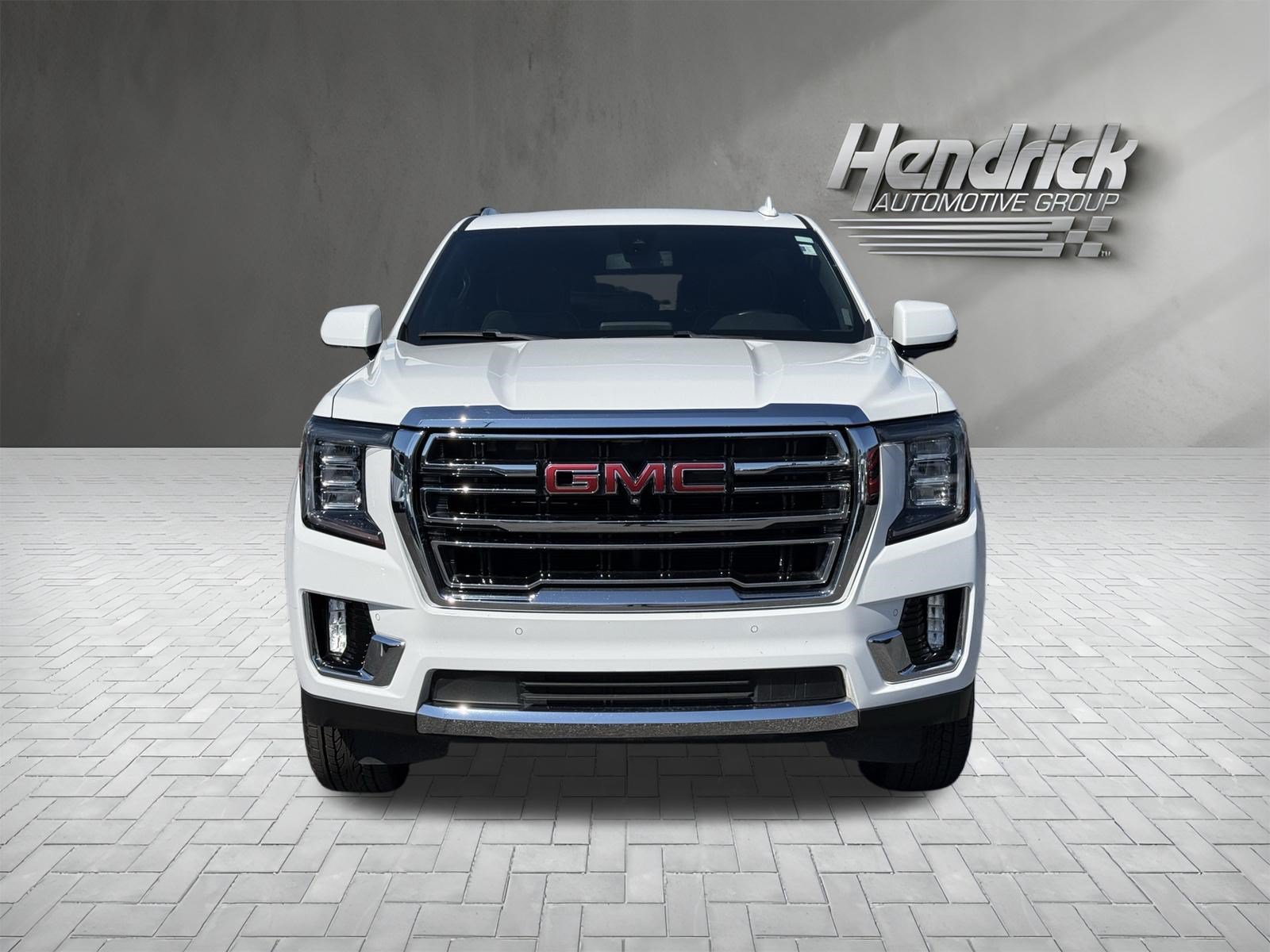 Used 2021 GMC Yukon SLT w/ Rear Media and Nav Package AWD/4WD image 3