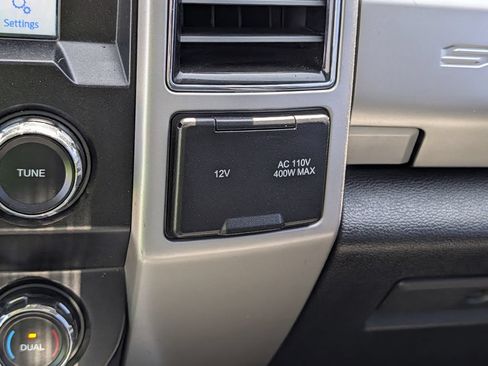 Used 2021 Ford F250 Lariat w/ Lariat Ultimate Package AWD/4WD image 19