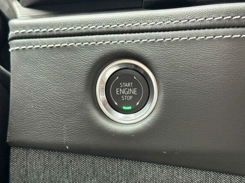 New 2026 Cadillac Escalade ESV Platinum Sport w/ LPO, ONYX Package image 24