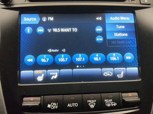 Used 2018 Acura TLX V6 w/ Technology Package FWD image 25