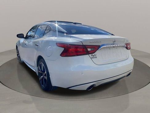 Used 2017 Nissan Maxima Platinum image 4