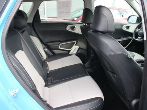 Used 2023 Kia Soul GT-Line FWD image 29