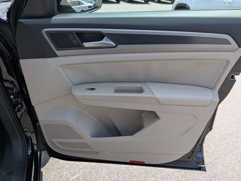 Used 2021 Volkswagen Atlas SE FWD image 36