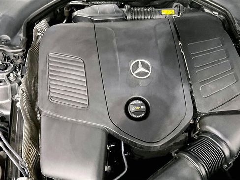 Used 2024 Mercedes-Benz C 300 4MATIC Sedan image 31