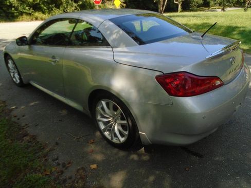 Used 2013 INFINITI G37 Convertible w/ Premium Pkg RWD image 20