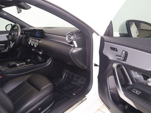 Used 2021 Mercedes-Benz CLA 250 4MATIC w/ Premium Package image 47