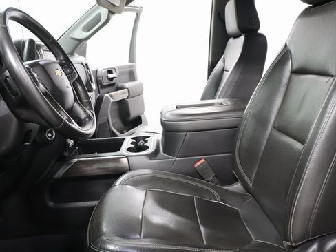 Used 2020 Chevrolet Silverado 2500 LTZ image 21