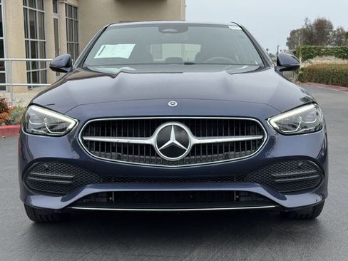 Used 2025 Mercedes-Benz C 300 Sedan image 3