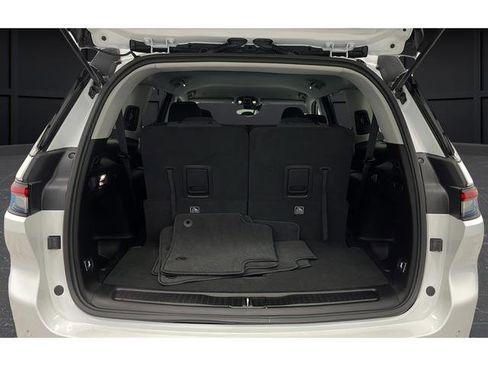 Used 2023 Jeep Grand Cherokee L Laredo image 24