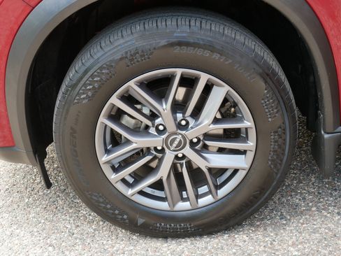 Certified 2023 Nissan Rogue S AWD/4WD image 15