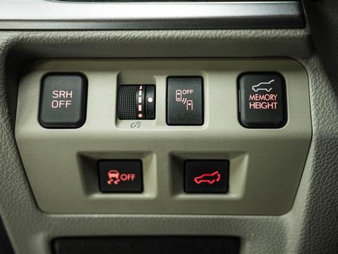 Used 2018 Subaru Forester 2.5i Limited image 24