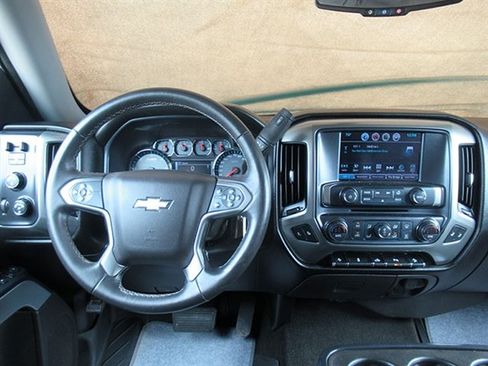 Used 2018 Chevrolet Silverado 1500 LT w/ All Star Edition AWD/4WD image 15