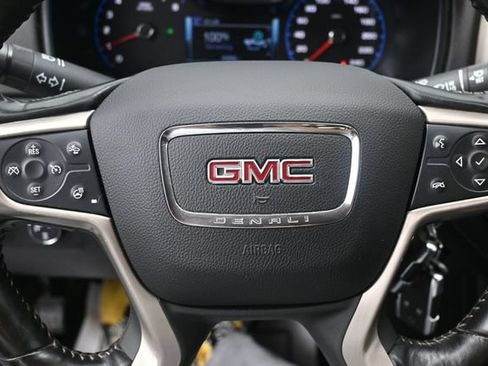 Used 2018 GMC Canyon Denali AWD/4WD image 9