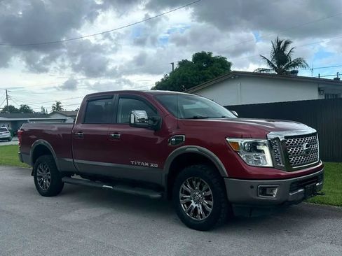Used 2018 Nissan Titan Platinum Reserve w/ Platinum Utility Package AWD/4WD image 3